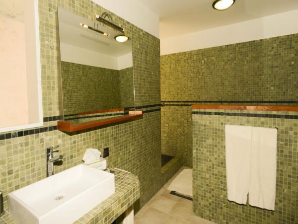 St. Barts Home 985666