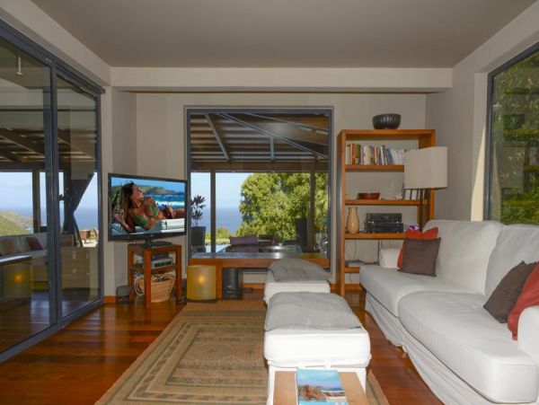 St. Barts Home 985666