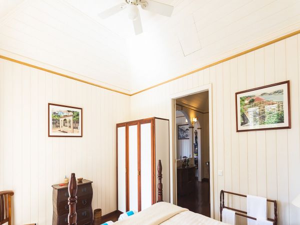 St. Barts Home 985667
