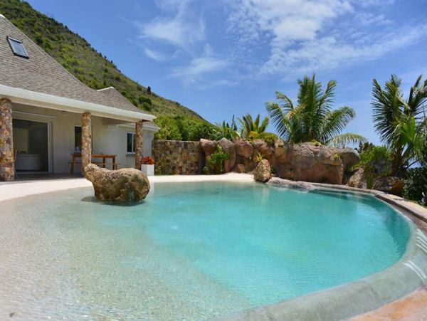 St. Barts Home 985668