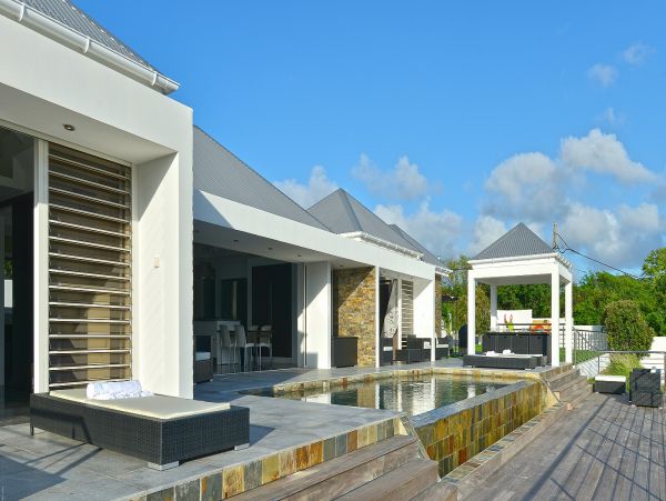 St. Barts Home 985669