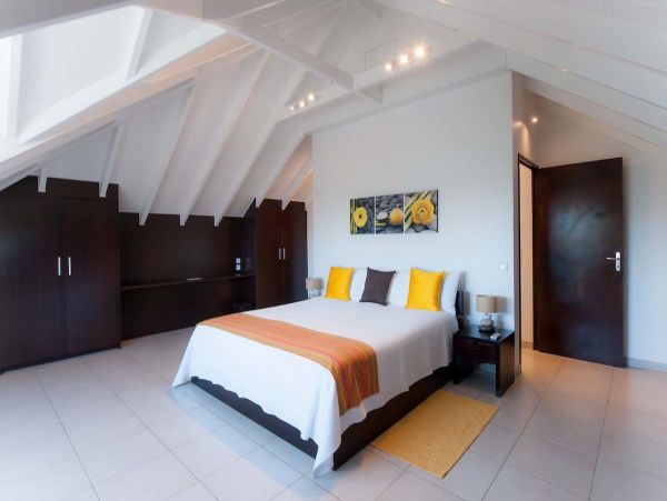 St. Barts Home 985671