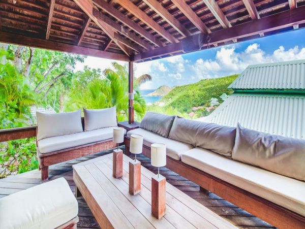 St. Barts Home 985672