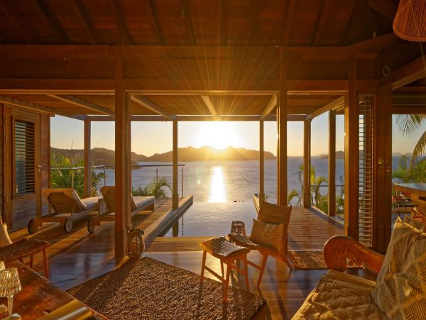 St. Barts Home 985675