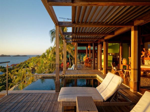 St. Barts Home 985675