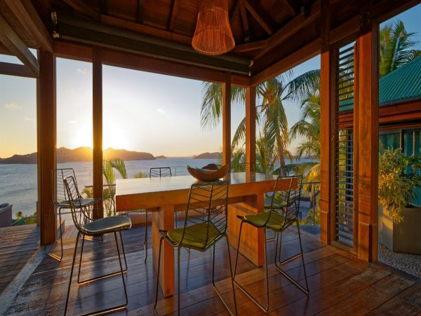 St. Barts Home 985675