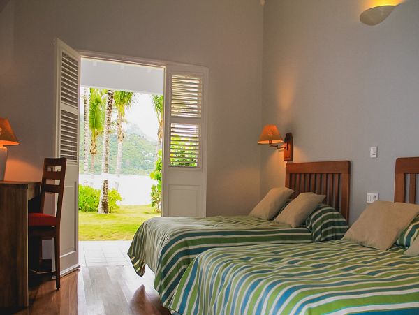 St. Barts Home 985676