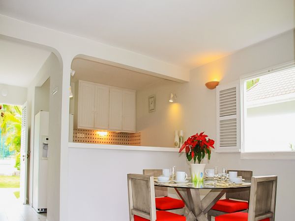St. Barts Home 985676