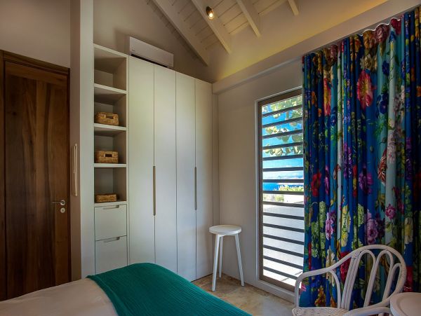 St. Barts Home 985677
