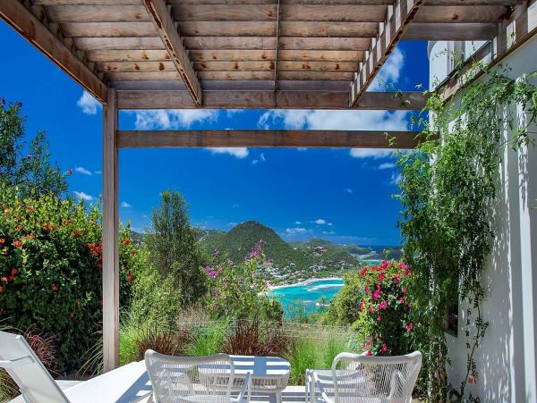 St. Barts Home 985677