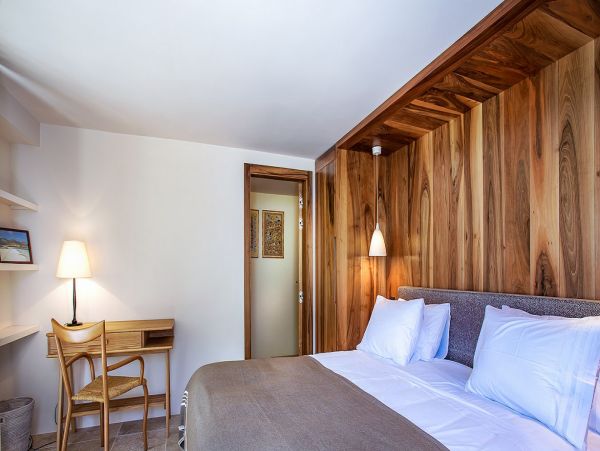 St. Barts Home 985677