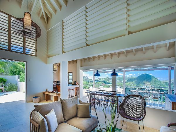 St. Barts Home 985677
