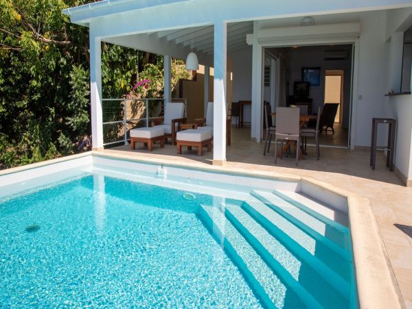 St. Barts Home 985679