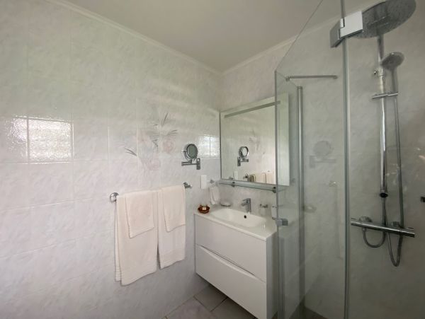 St. Barts Home 985681