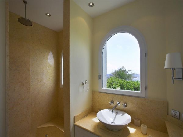 St. Barts Home 985683