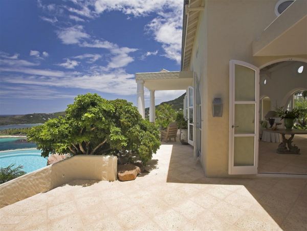 St. Barts Home 985683