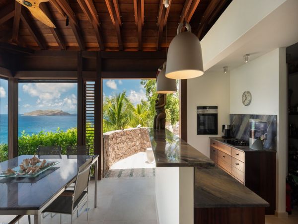 St. Barts Home 985685