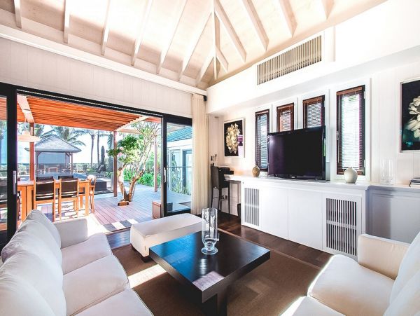 St. Barts Home 985686