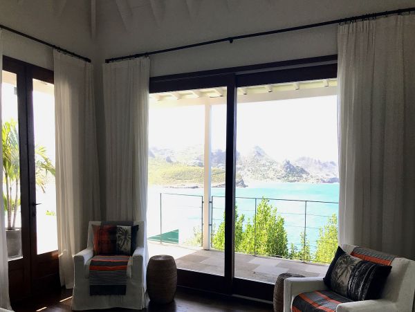 St. Barts Home 985687