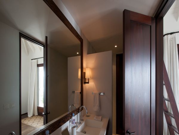 St. Barts Home 985687