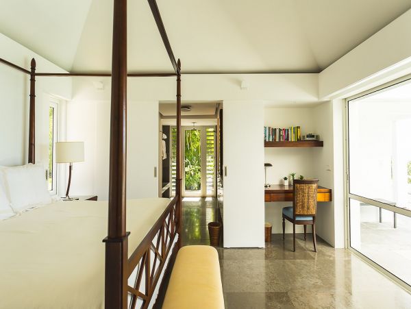 St. Barts Home 985688