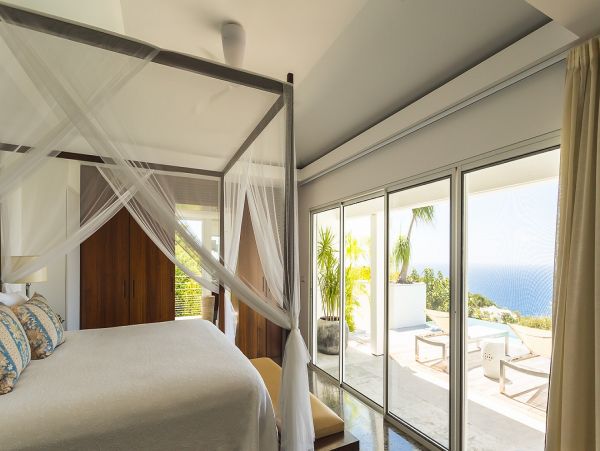 St. Barts Home 985688