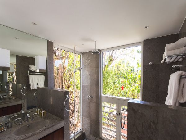 St. Barts Home 985688