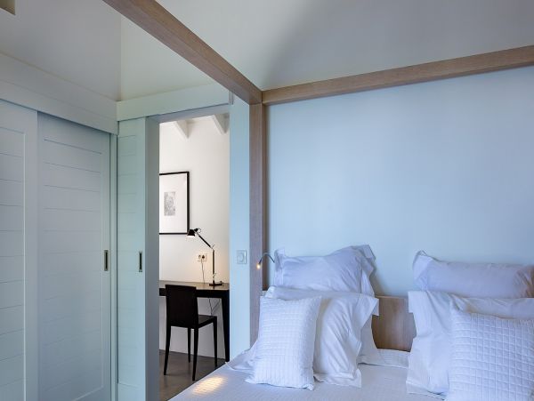 St. Barts Home 985689