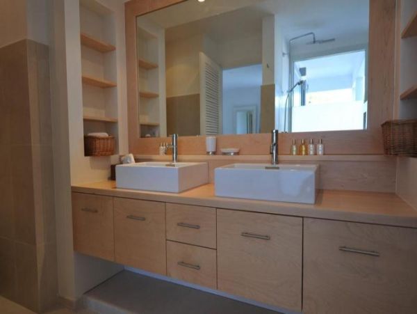 St. Barts Home 985690