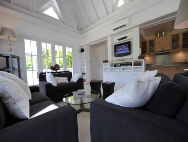 St. Barts Home 985690