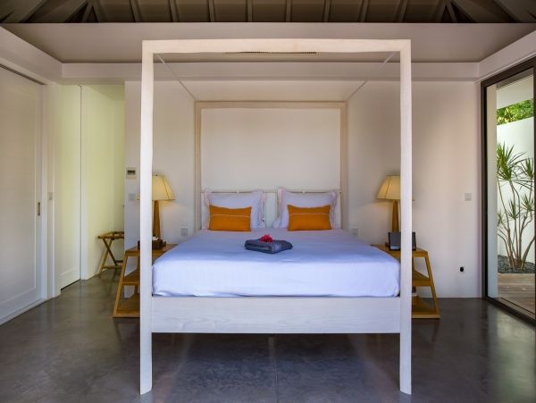 St. Barts Home 985691