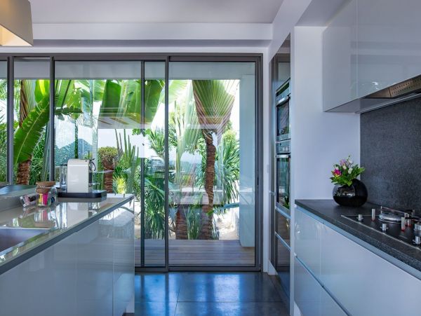 St. Barts Home 985691