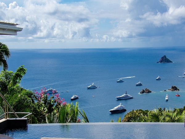 St. Barts Home 985695