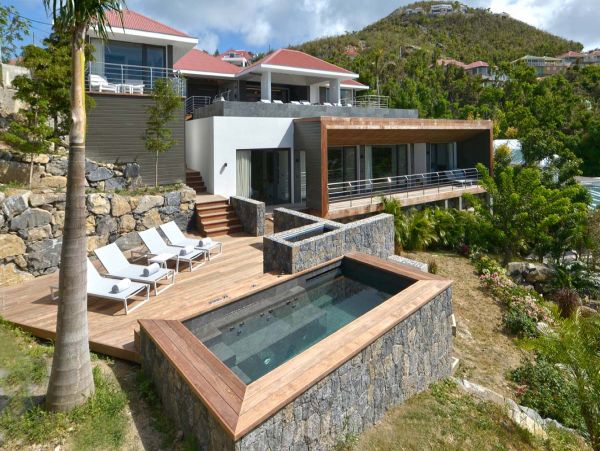 St. Barts Home 985696