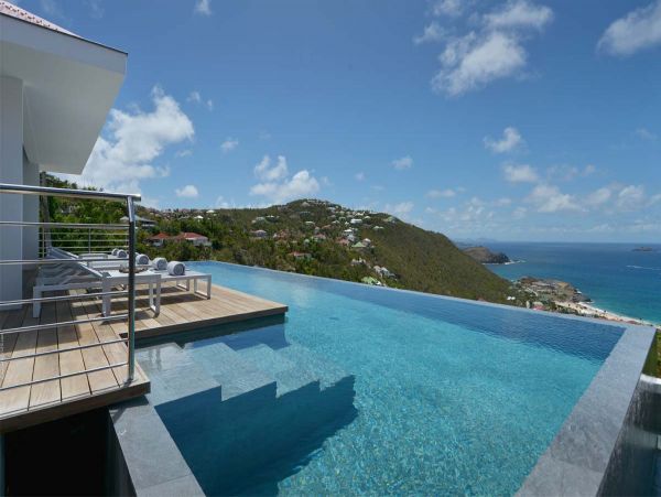 St. Barts Home 985696