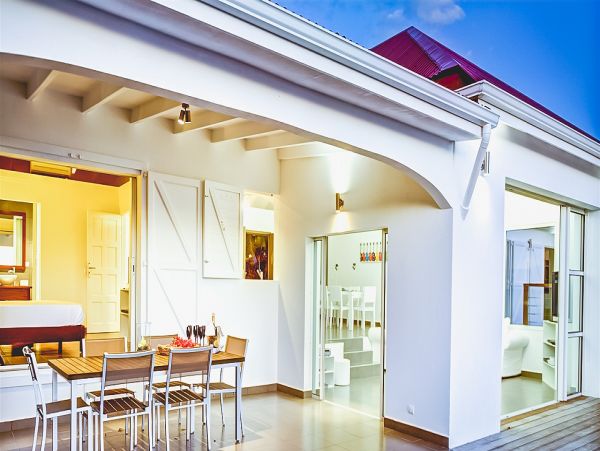 St. Barts Home 985698
