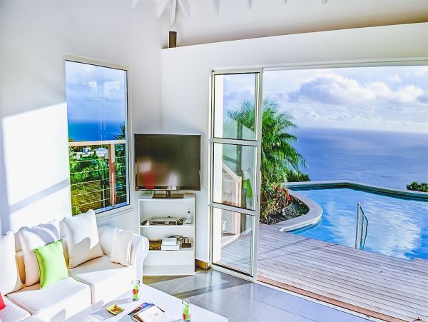 St. Barts Home 985698