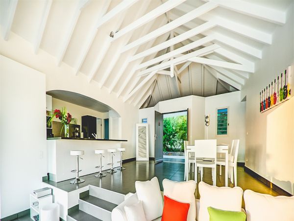 St. Barts Home 985698
