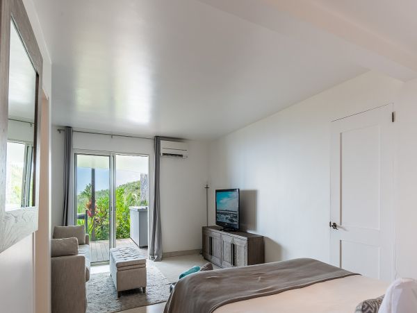 St. Barts Home 985699
