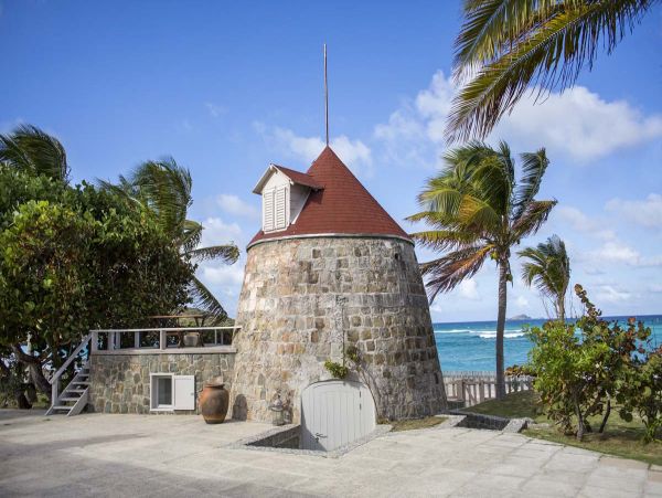 St. Barts Home 985700