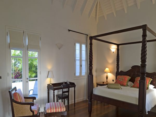 St. Barts Home 985702