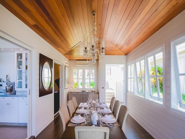 St. Barts Home 985702