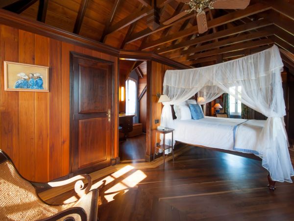 St. Barts Home 985704