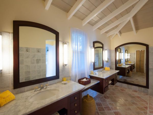 St. Barts Home 985704