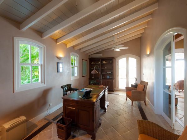 St. Barts Home 985704