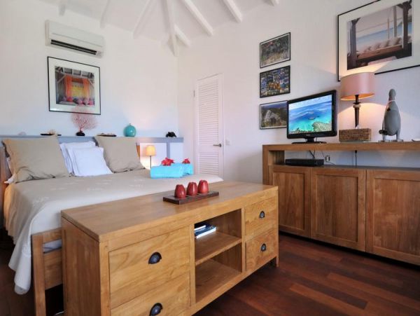 St. Barts Home 985707