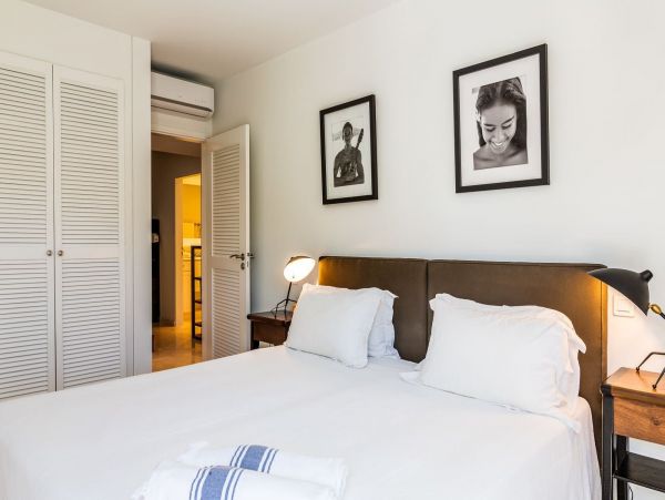 St. Barts Home 985708