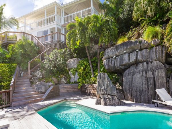 St. Barts Home 985708