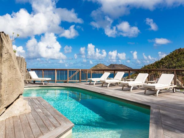 St. Barts Home 985708