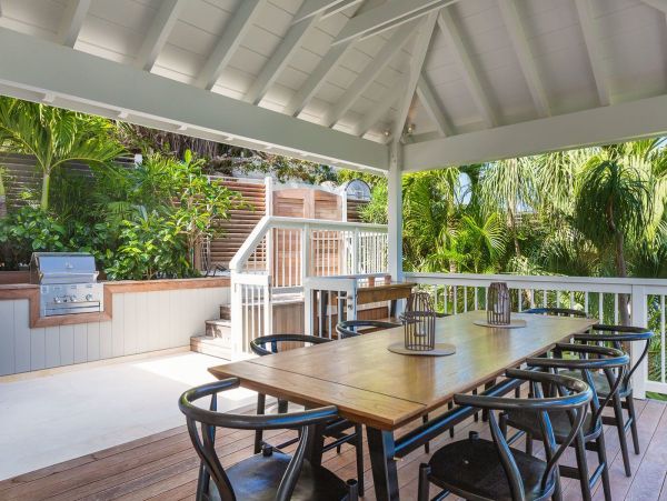 St. Barts Home 985708